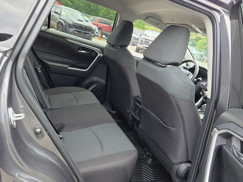 Used 2024 Toyota RAV4 XLE FWD image 12