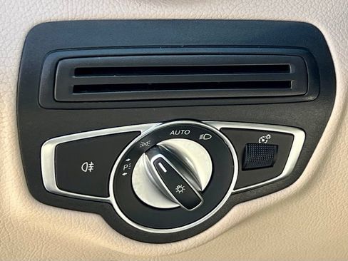 Certified 2023 Mercedes-Benz GLC 300 4MATIC Coupe image 30