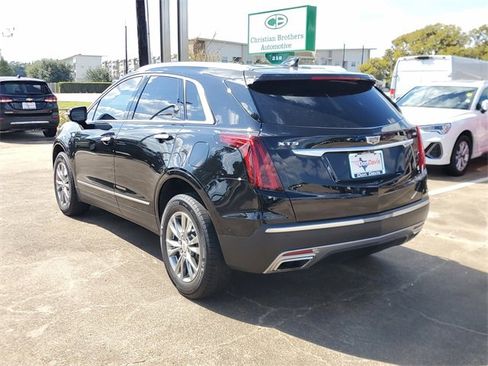 Used 2021 Cadillac XT5 Premium Luxury image 4