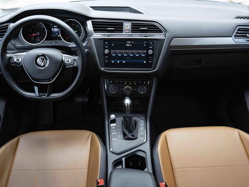 Used 2018 Volkswagen Tiguan SE image 25