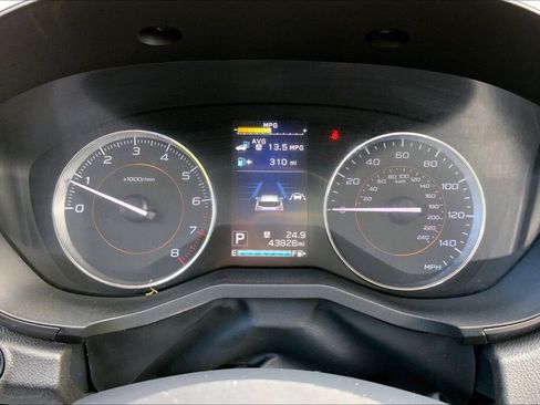 Used 2018 Subaru Crosstrek 2.0i Limited image 12