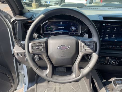 Used 2024 Chevrolet Silverado 1500 ZR2 w/ Dark Appearance Package AWD/4WD image 19