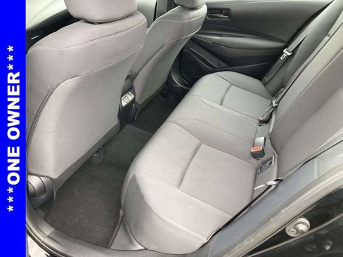 Used 2025 Toyota Corolla LE FWD image 12
