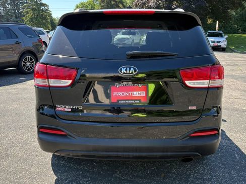 Used 2016 Kia Sorento AWD image 10