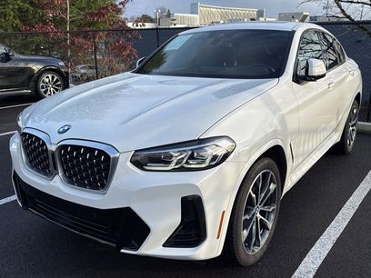 Used 2022 BMW X4 xDrive30i w/ M Sport Package 2