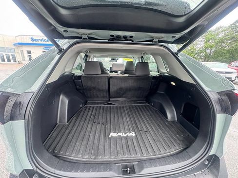 Used 2022 Toyota RAV4 XLE w/ Convenience Package AWD/4WD image 29