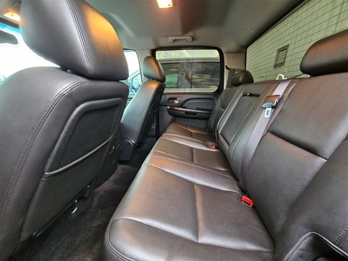 Used 2014 GMC Sierra 3500 Denali image 20