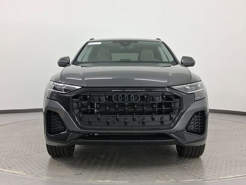 New 2025 Audi Q8 Premium image 6