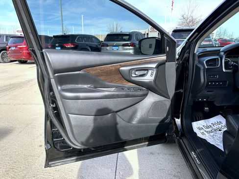 Used 2021 Nissan Murano Platinum w/ Cargo Package image 9