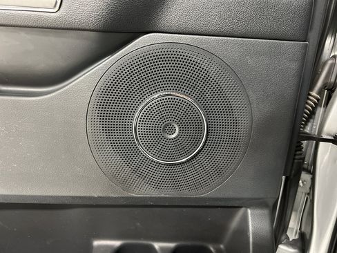 Used 2022 Ford Expedition XLT image 24