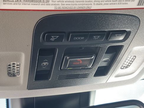Certified 2021 Toyota Camry XSE FWD image 33