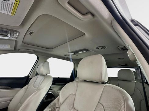Used 2020 Kia Telluride EX w/ EX Premium Package FWD image 14