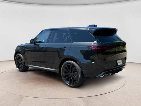 New 2026 Land Rover Range Rover Sport SE AWD/4WD image 3