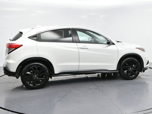 Used 2022 Honda HR-V Sport image 8
