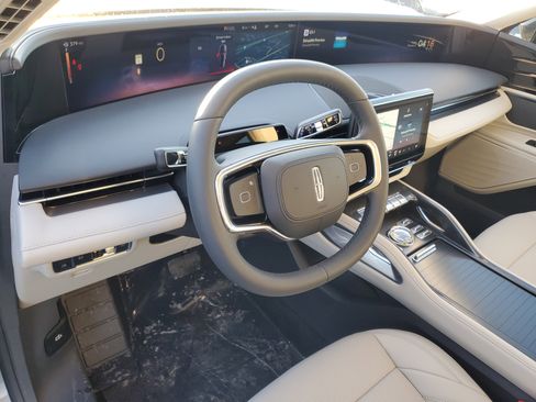 New 2026 Lincoln Nautilus Premier w/ Jet Appearance Package image 12