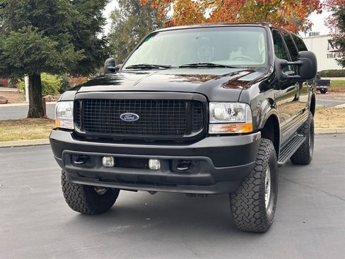 Used 2003 Ford Excursion Limited image 7