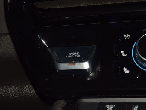 Used 2024 GMC Sierra 2500 AT4 w/ AT4 Premium Plus Package image 34