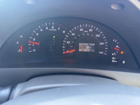 Used 2007 Toyota Camry XLE FWD image 7