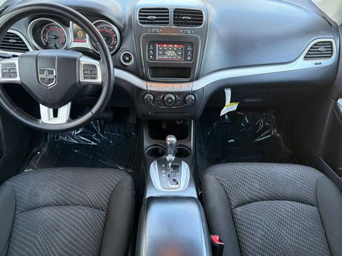 Used 2019 Dodge Journey SE w/ Premium Group image 13