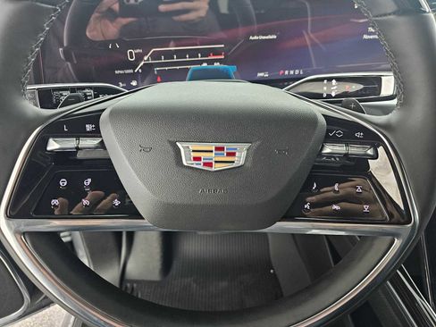 New 2026 Cadillac Escalade ESV Luxury image 24