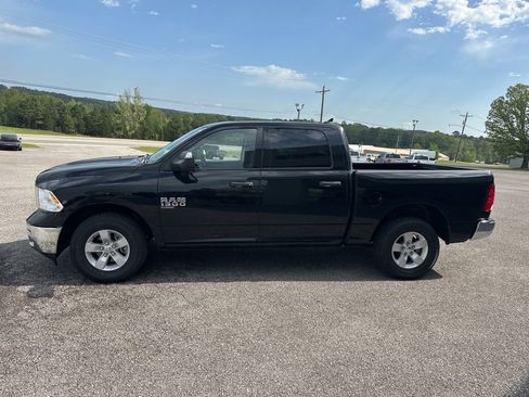 Used 2023 RAM 1500 Classic SLT w/ Trailer & Traction Group AWD/4WD image 4