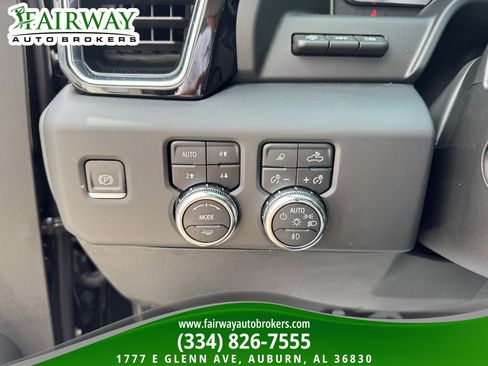 Used 2023 GMC Sierra 1500 Denali AWD/4WD image 18