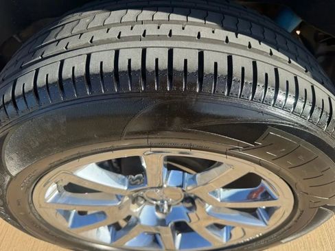 Used 2018 GMC Yukon XL Denali w/ Open Road Package image 18