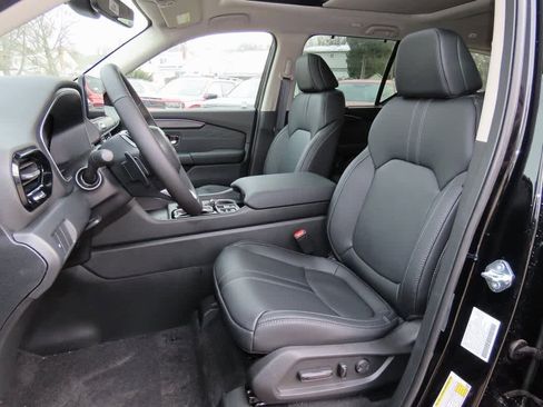 New 2026 Honda Pilot Touring image 14