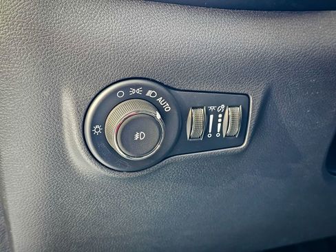 New 2026 Jeep Compass Limited image 14