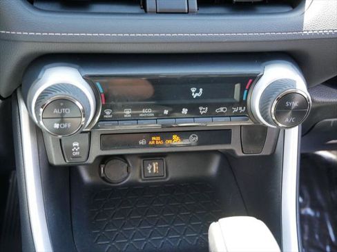 Certified 2025 Toyota RAV4 XLE AWD/4WD image 19