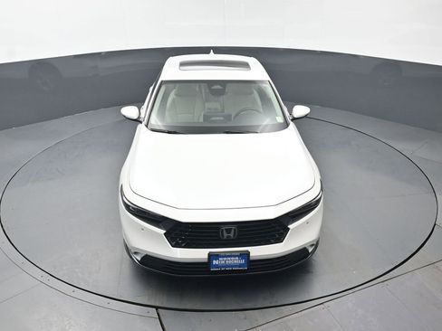 Used 2024 Honda Accord EX-L image 40