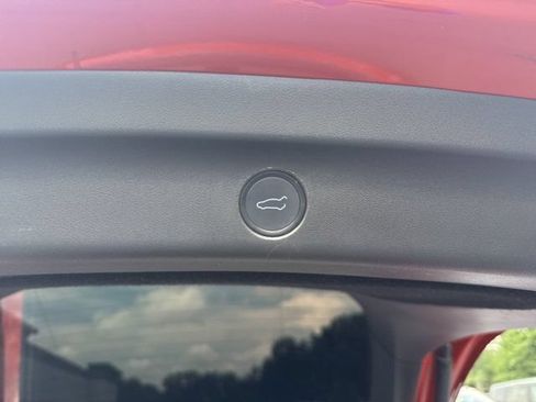 Used 2020 Tesla Model Y Long Range AWD/4WD image 22