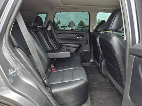Used 2024 Nissan Rogue SL w/ SL Premium Package FWD image 12
