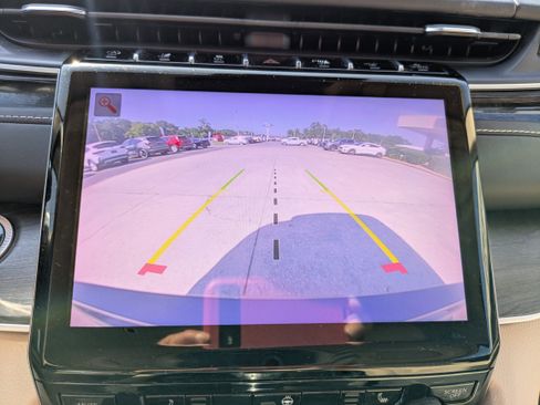 Used 2022 Jeep Grand Cherokee L Limited image 30