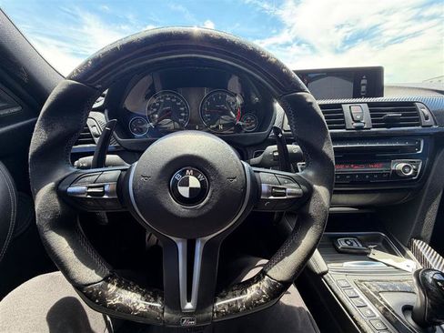 Used 2015 BMW M3 RWD image 23