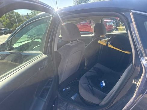 Used 2011 Chevrolet Impala LT FWD image 10