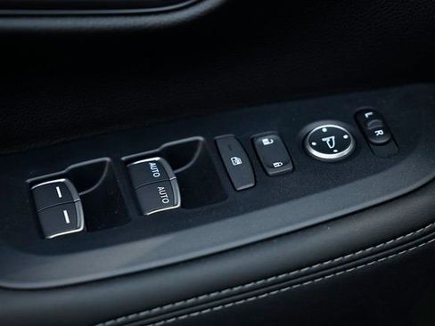 New 2026 Honda HR-V EX-L image 25