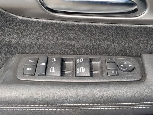 New 2025 Chrysler Voyager LX image 13