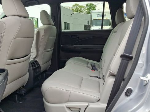 Certified 2023 Honda Passport EX-L image 10