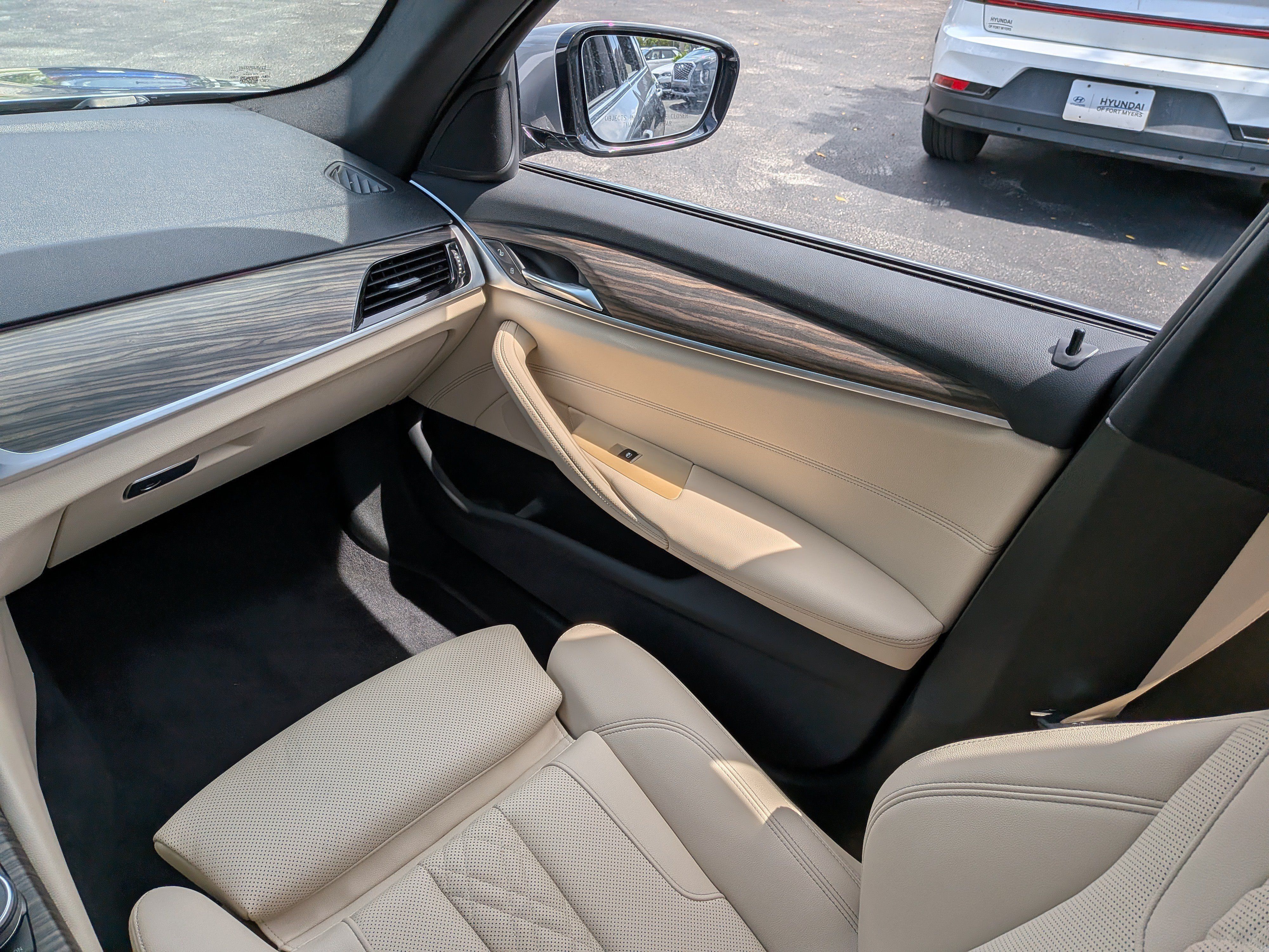 Used 2023 BMW 530i RWD image 19