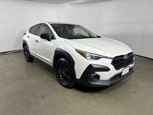 Used 2024 Subaru Crosstrek 2.0i AWD/4WD image 3