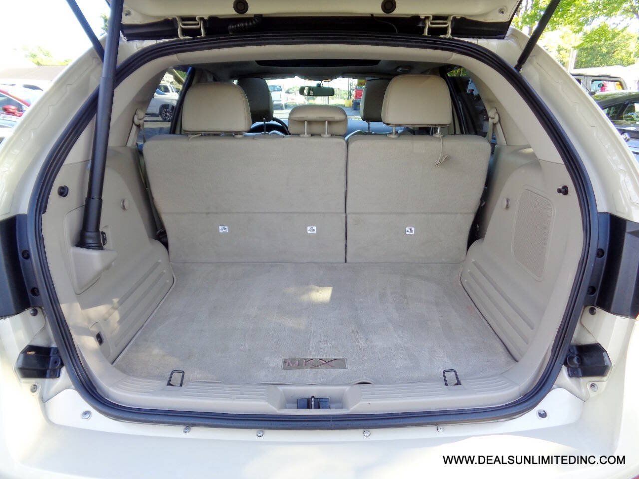 Used 2015 Lincoln MKX AWD w/ Equipment Group 102A image 21