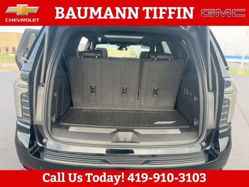 Used 2025 Chevrolet Tahoe Z71 w/ Comfort Package AWD/4WD image 10