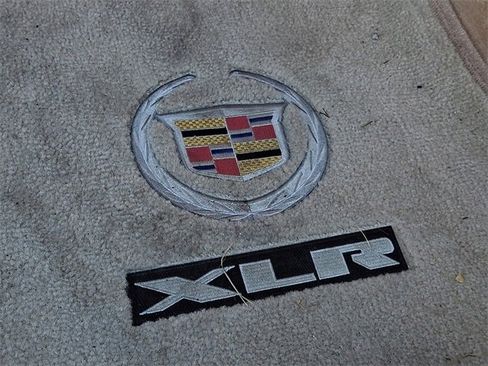 Used 2008 Cadillac XLR image 31