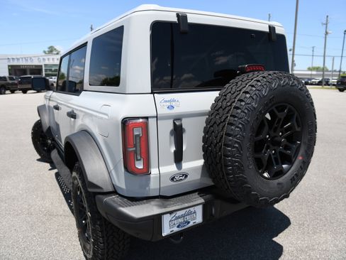 New 2026 Ford Bronco Badlands AWD/4WD image 7