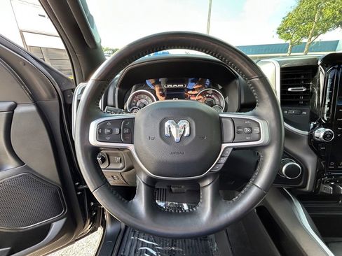 Used 2022 RAM 1500 Big Horn AWD/4WD image 16