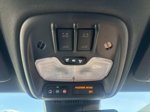 Used 2024 GMC Canyon AT4 w/ AT4 Premium Package image 20