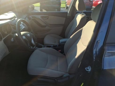 Used 2016 Hyundai Elantra SE FWD image 10