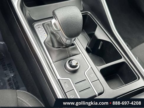 Certified 2023 Kia Sorento LX FWD image 27