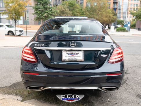 Used 2017 Mercedes-Benz E 300 image 6
